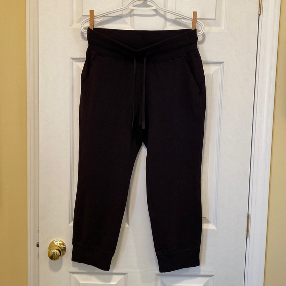 Lululemon Ready to Rulu Jogger Crop, Black, EUC